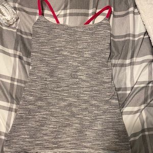 Size 6 lululemon workout tank